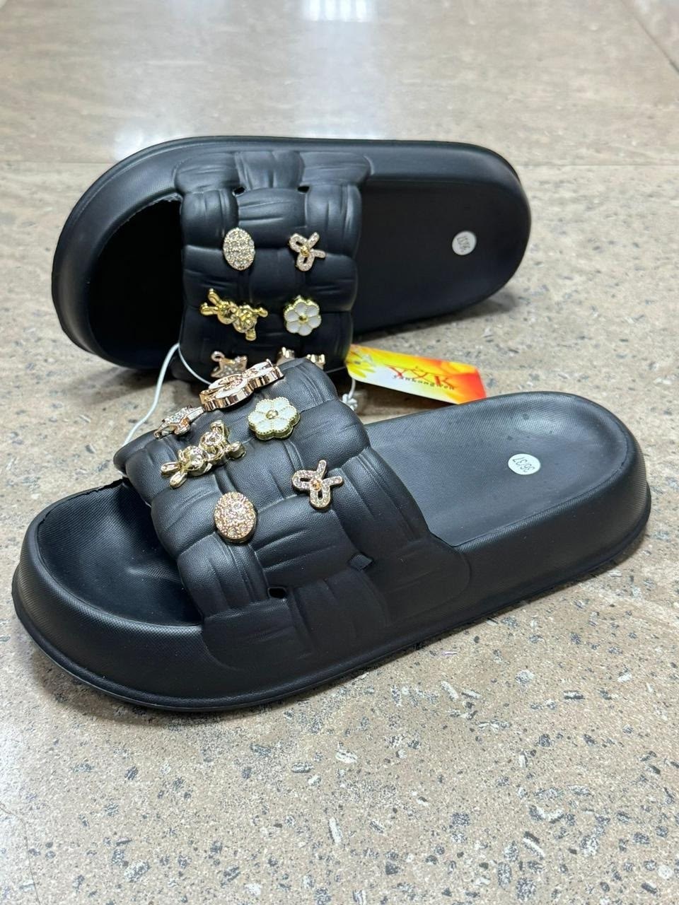 ,шлепанцы женские,модные тапочки,летние тапочки,милые тапочки