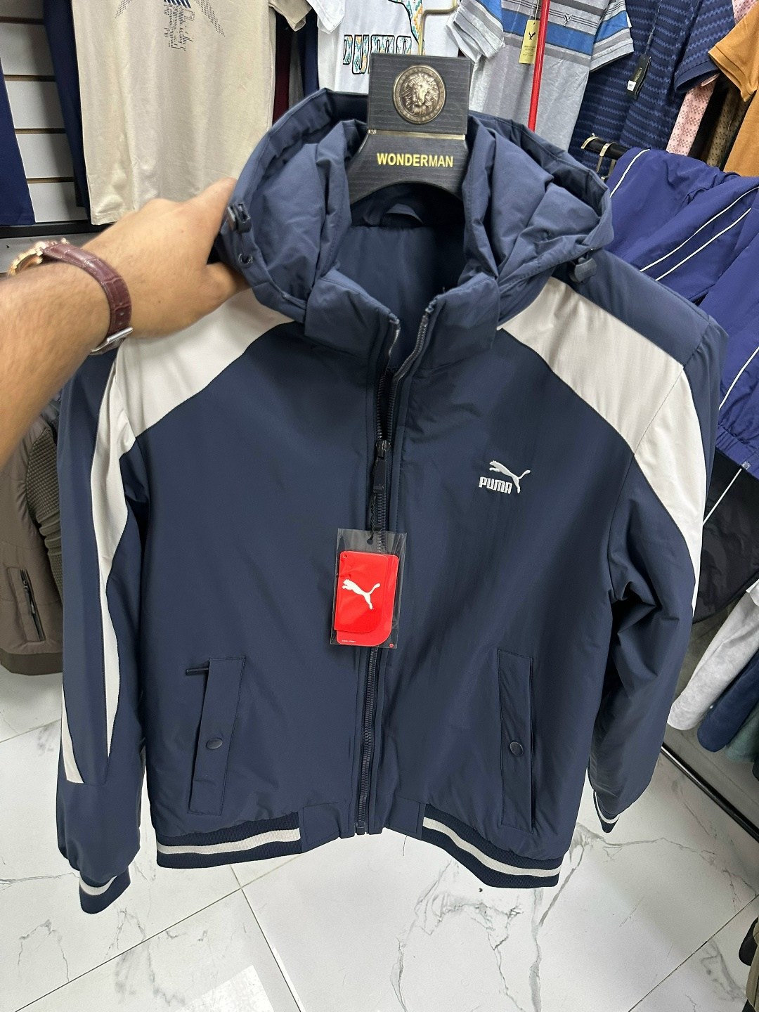 куртка,легкая куртка,куртка модная,куртка плащевка,мужская куртка ветровка