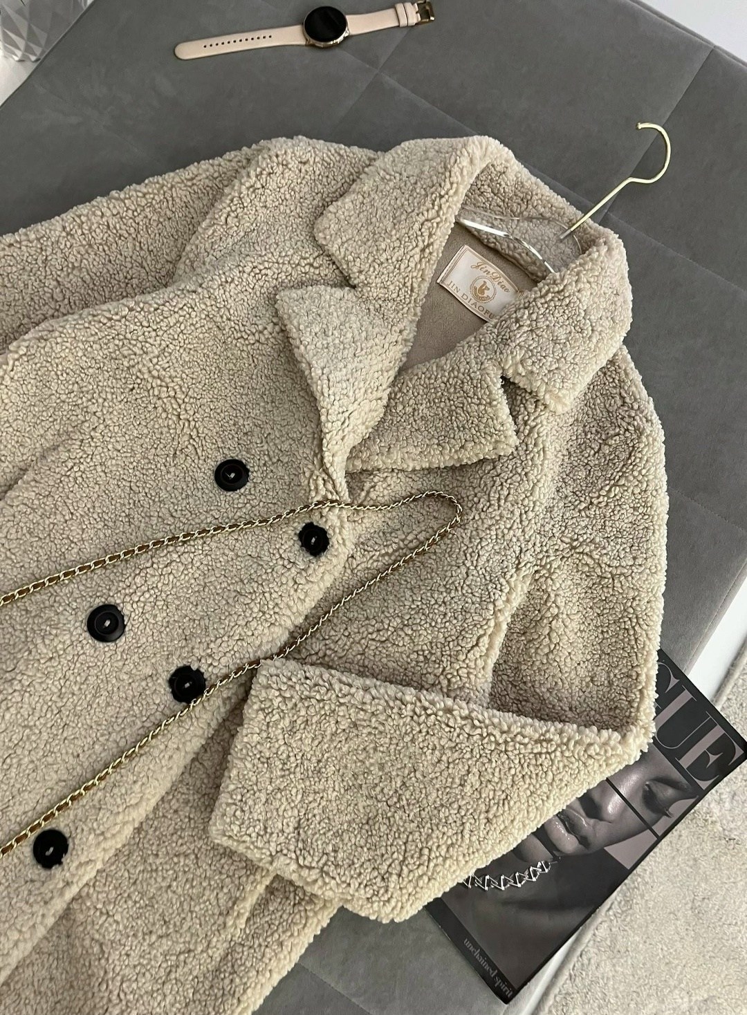 пальто барашек,шуба искусственная белая,белая шуба,искусственная шуба,шубка тедди