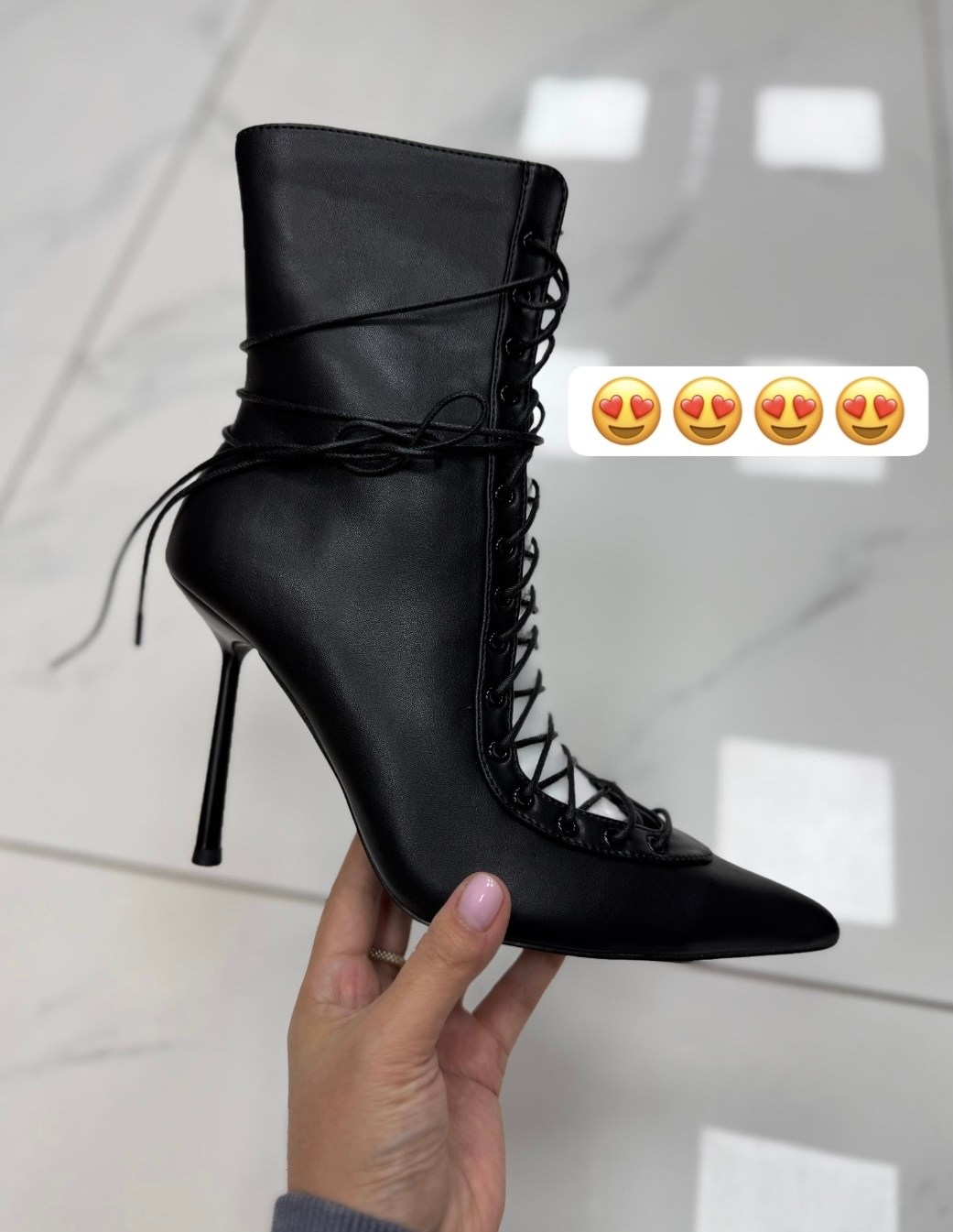 ,черные кожаные ботильоны jimmy choo,женские ботильоны,ботильоны,женские сапоги