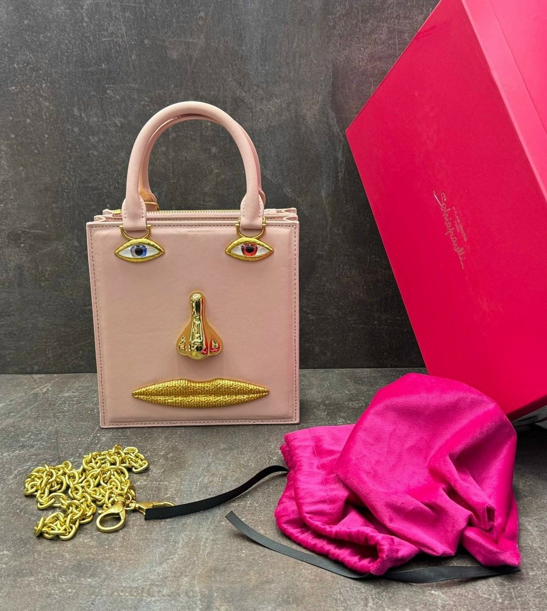 сумка-тоут schiaparelli,сумка schiaparelli,женская сумка schiaparelli,бархатная сумка для глаз schiaparelli premium sense demon,брендовая женская сумка