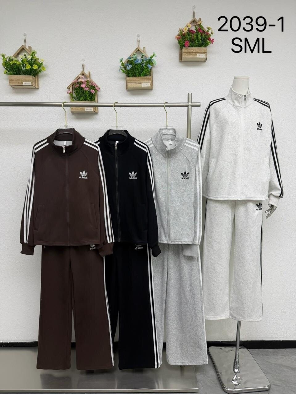 трикотажный костюм,костюм с брюками,трикотажный костюм женский с брюками,женский трикотажный костюм,стильный трикотажный костюм