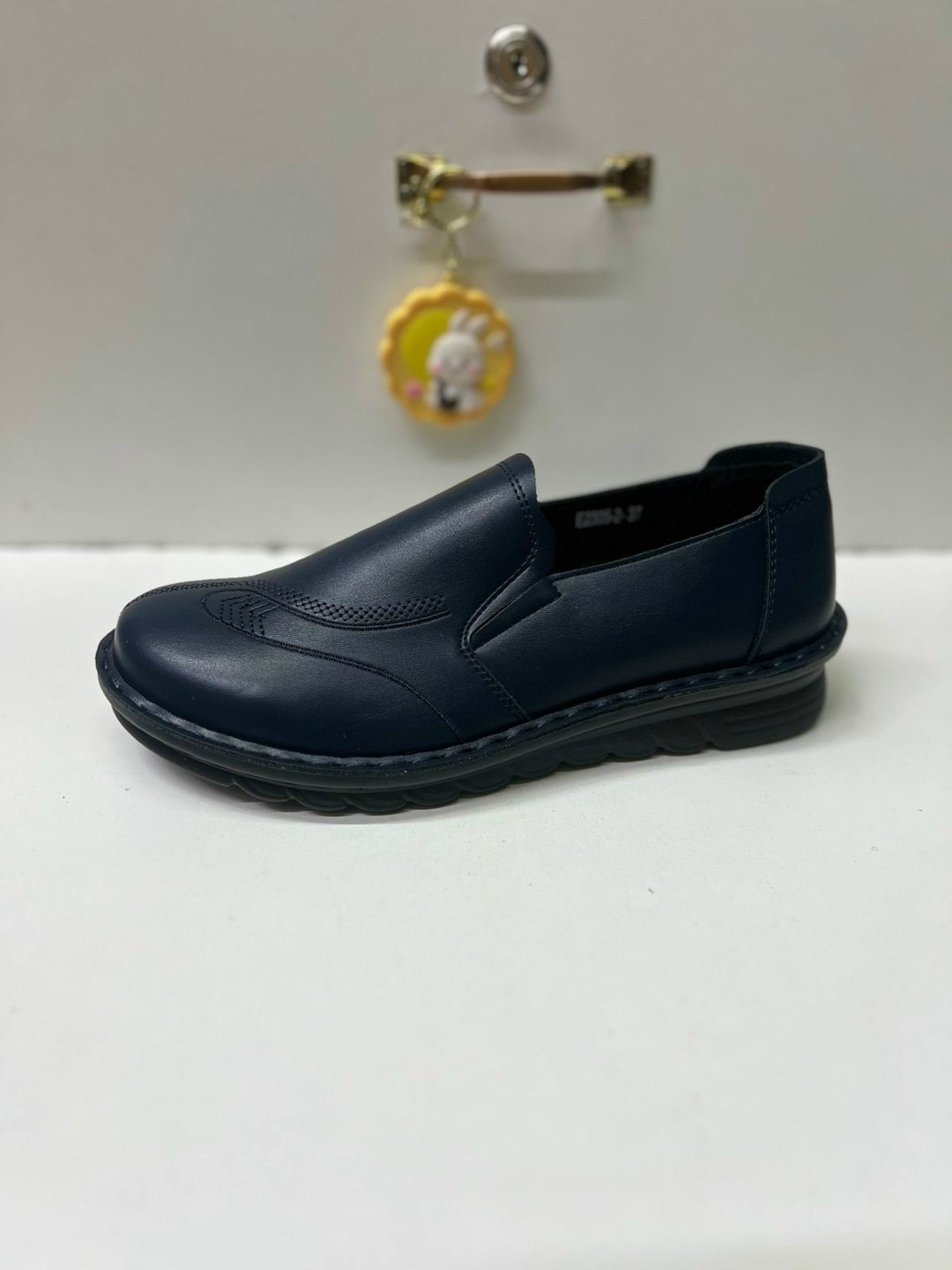 ,обуви,туфли женские,женская ,мокасины на ноге