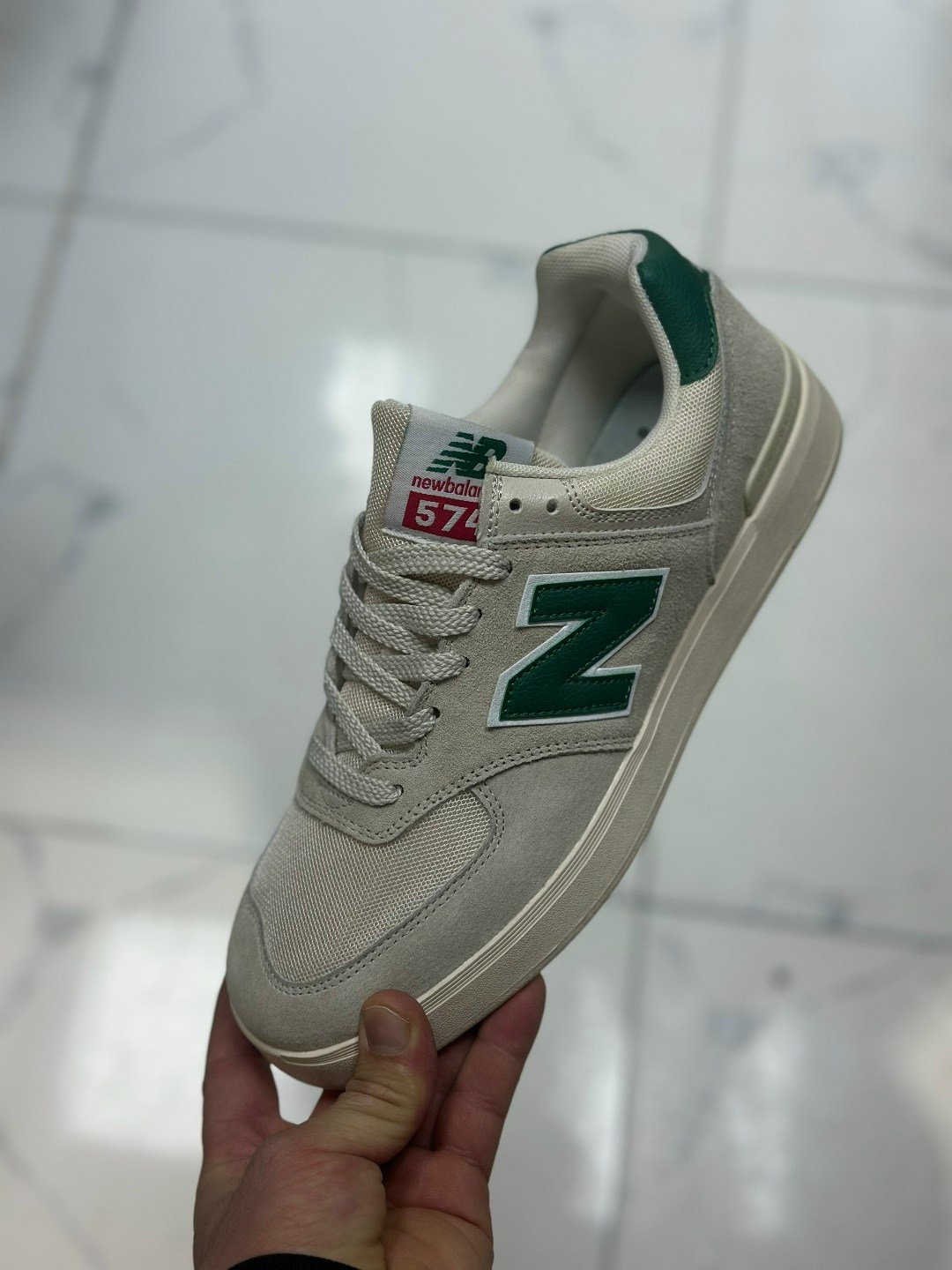 кроссовки adidas ozelia,кроссовки adidas originals ozelia,кроссовки adidas ozelia коричневый,кроссовки озелия adidas бежевый,кроссовки adidas