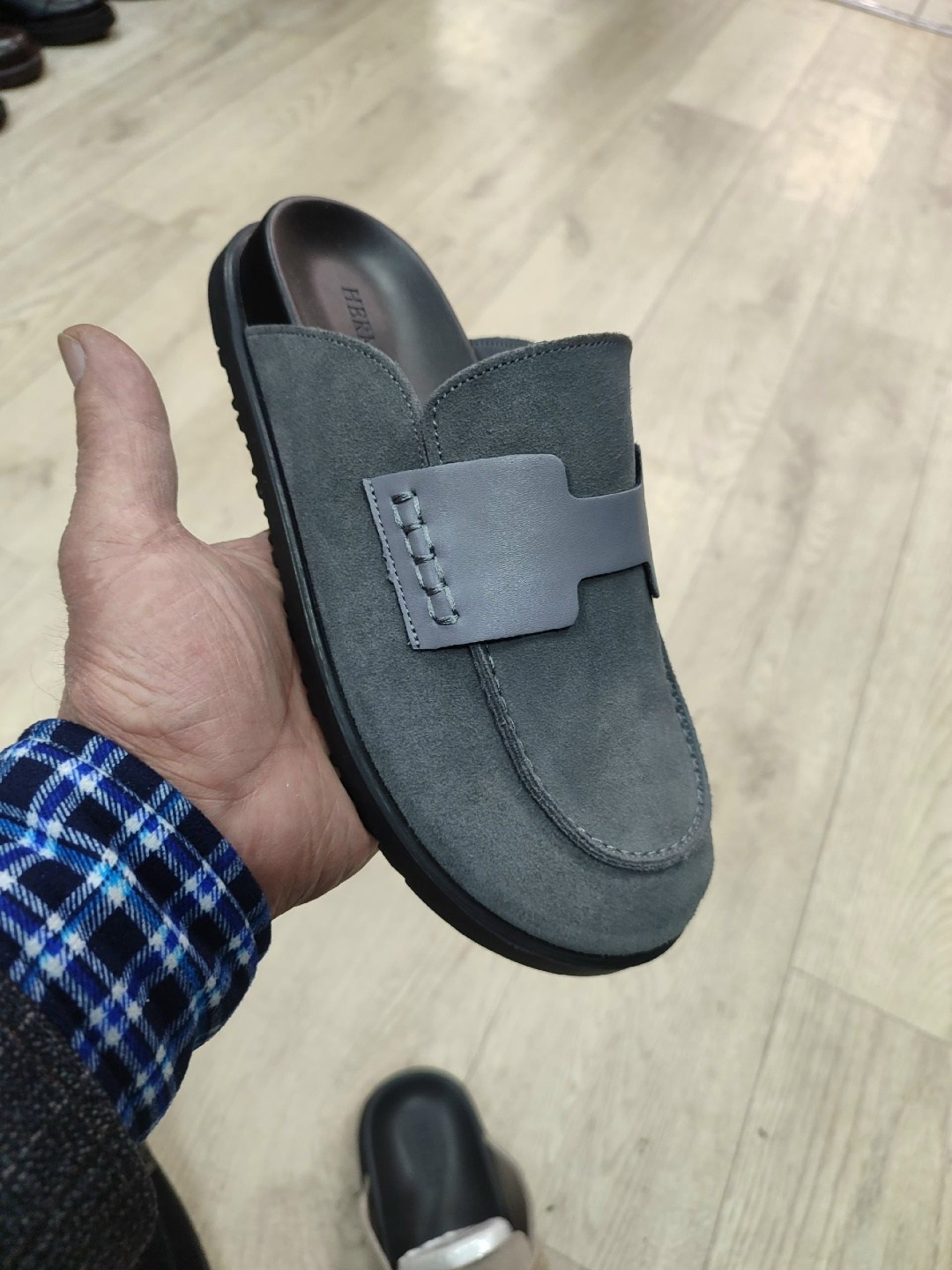 замшевые сабо hermes,женские замшевые мюли hermes go коричневые,,мюли замшевые,сабо замшевые