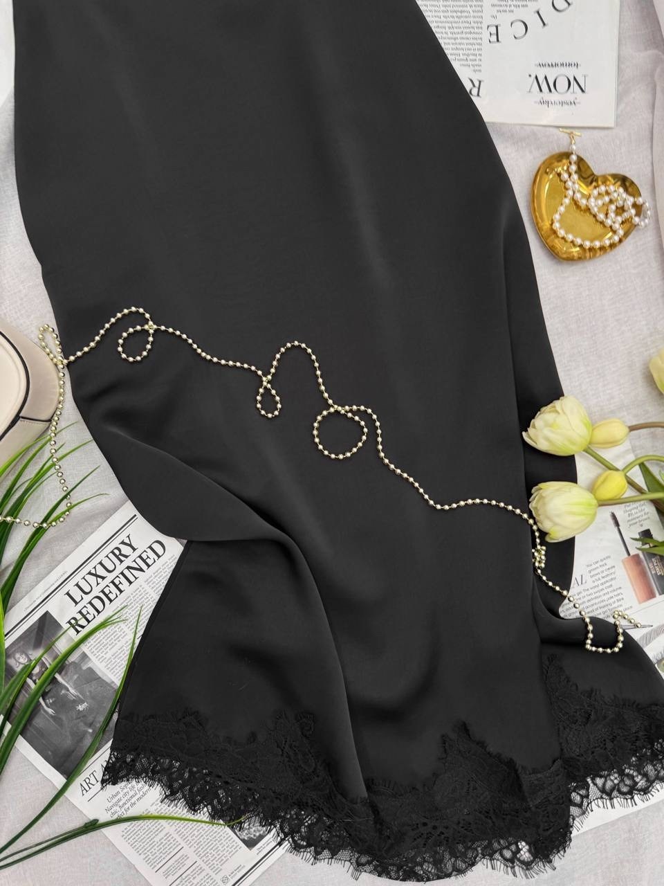 юбка с кружевом,юбка с кружевами,юбка атласная кружево,юбка женская,черная юбка с кружевом по низу