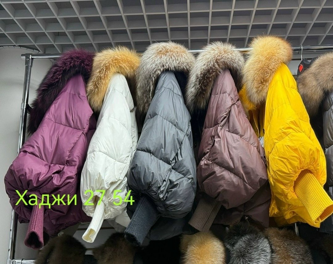 женский пуховик на утином пуху с большим воротником из меха енота,женский пуховик с мехом,пуховик с натуральным мехом,пуховик зимний женский,пуховик женский