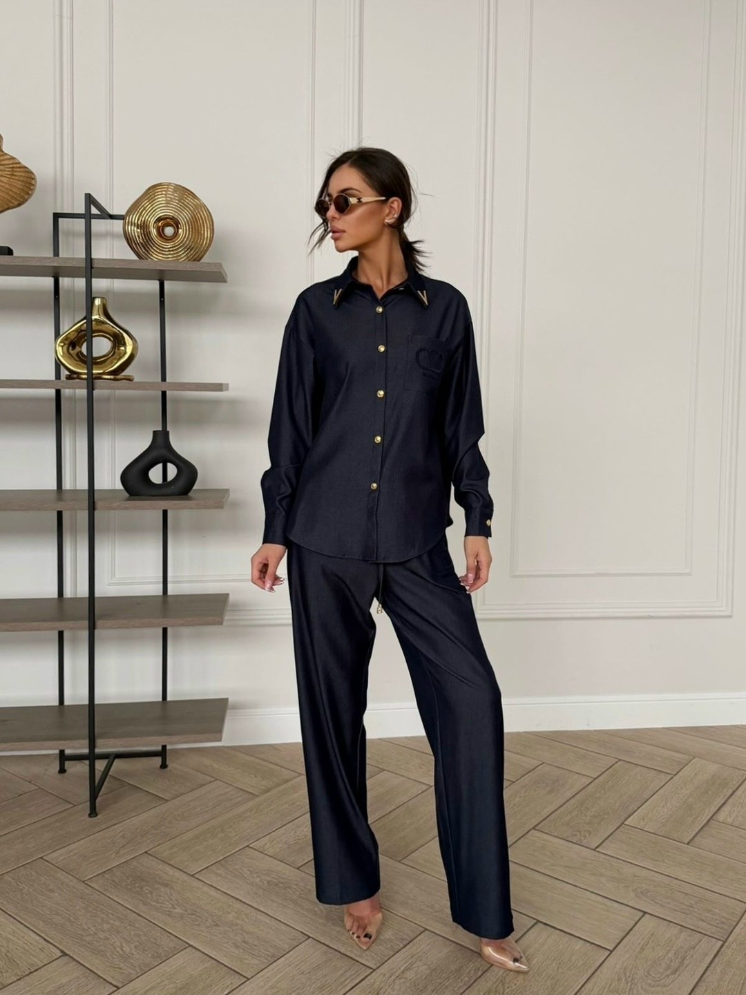 брюки свободного кроя allsaints charli коричневый какао,костюм брючный шёлк "шоколад",костюм брючный атласный оверсайз с рубашкой двойка marusia siberia,шелковый костюм,женский костюм