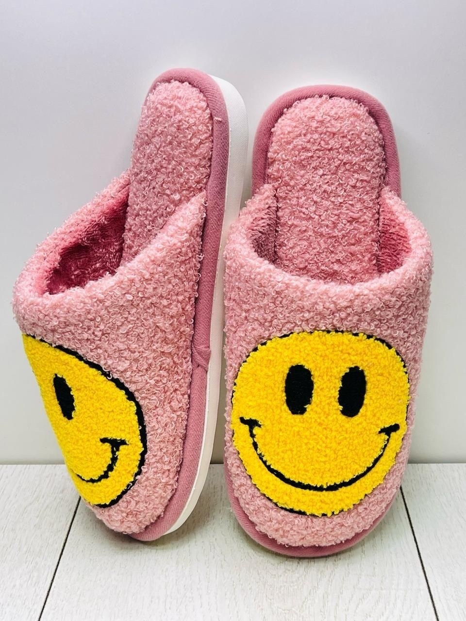 тапочки смайлики,домашние тапочки,теплые домашние тапочки,тапки смайлы,теплые тапочки