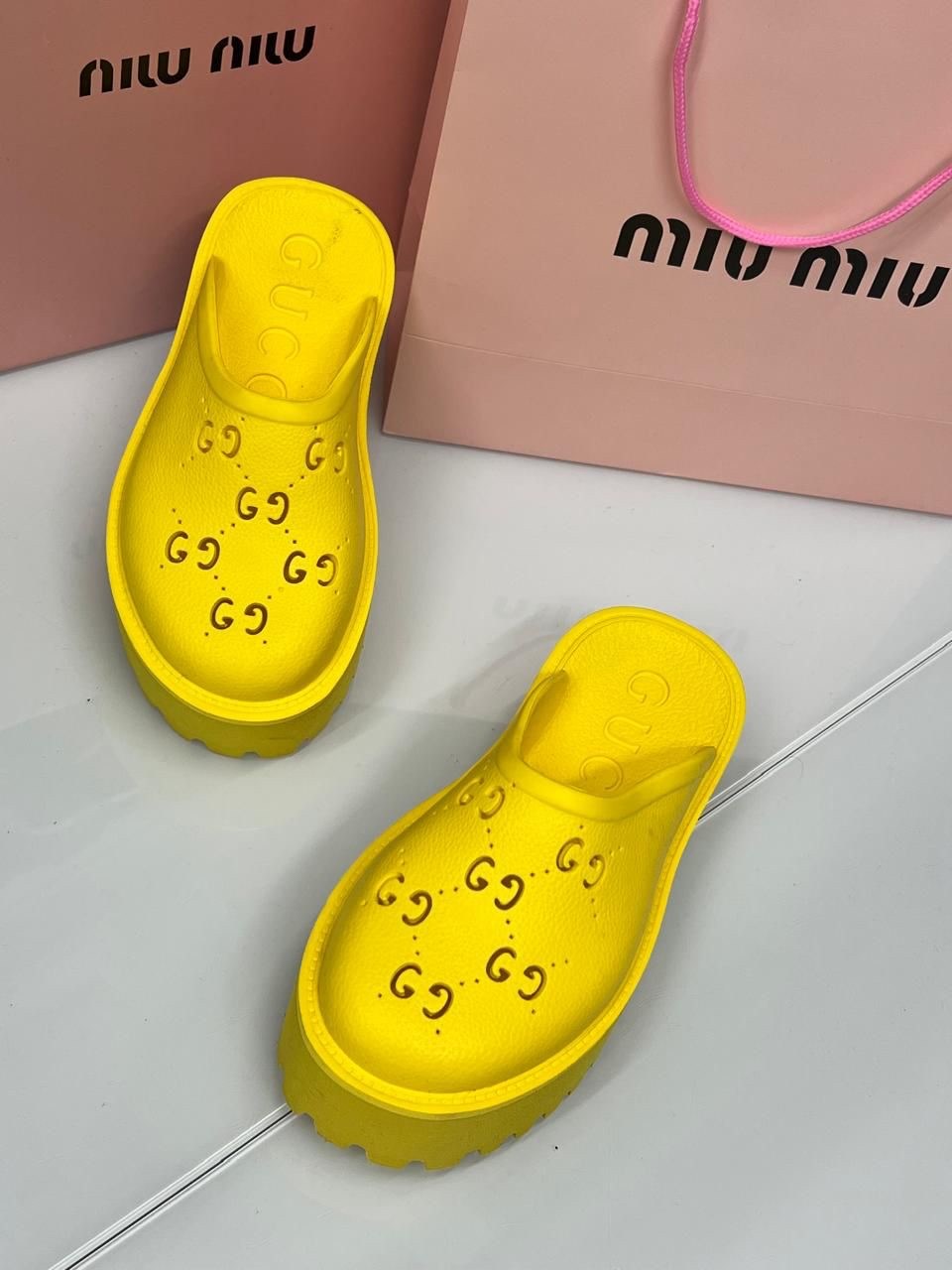 гуччи резиновые сабо,сабо гуччи,,сандалии гуччи,шлепанцы женские