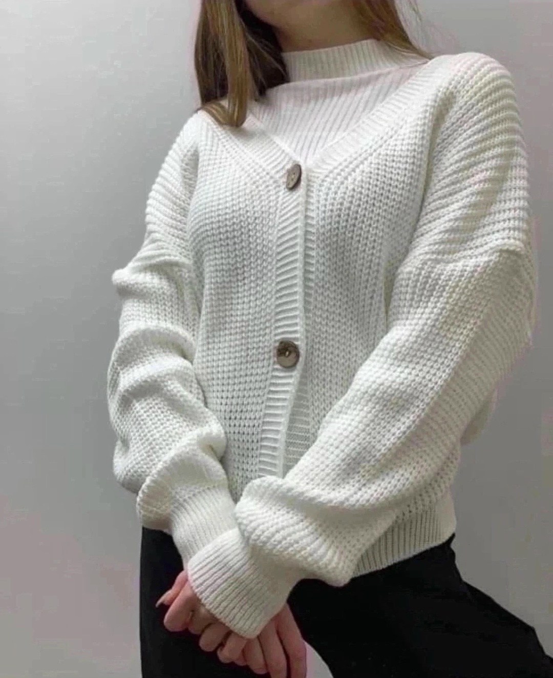 кофта вязанная,кардиган женский вязаный,кардиган,кардиган укороченный трикотажный на пуговицах,кардиган вязаный