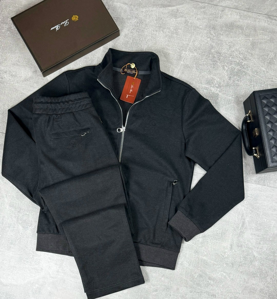 спортивный костюм loro piana,спортивный костюм brunello cucinelli,мужской спортивный костюм brunello cucinelli,мужской костюм loro piana,костюм brunello cucinelli