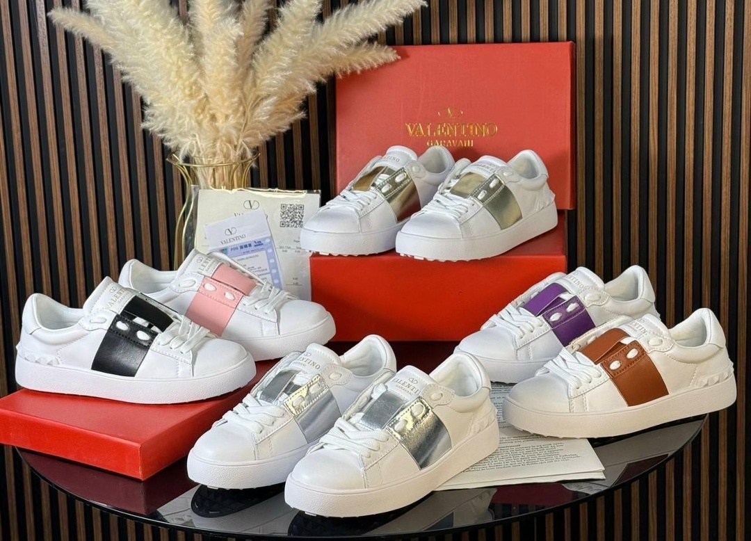 кроссовки valentino,женские кроссовки valentino,кеды valentino garavani женские оригинал,кеды valentino женские,кеды valentino garavani