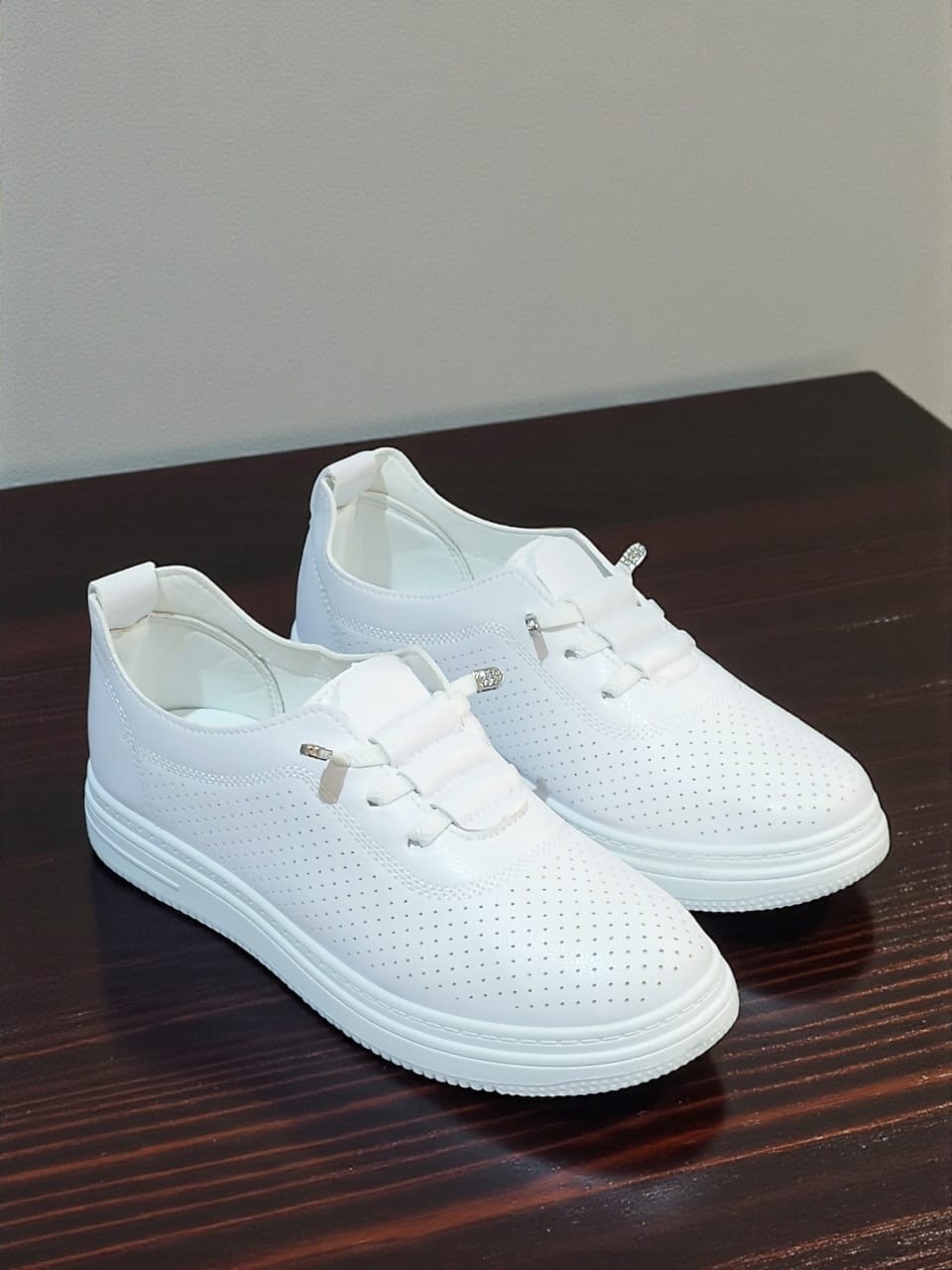 ,женские кроссовки,белые кроссовки,белая ,вайлдберриз кеды женские белые