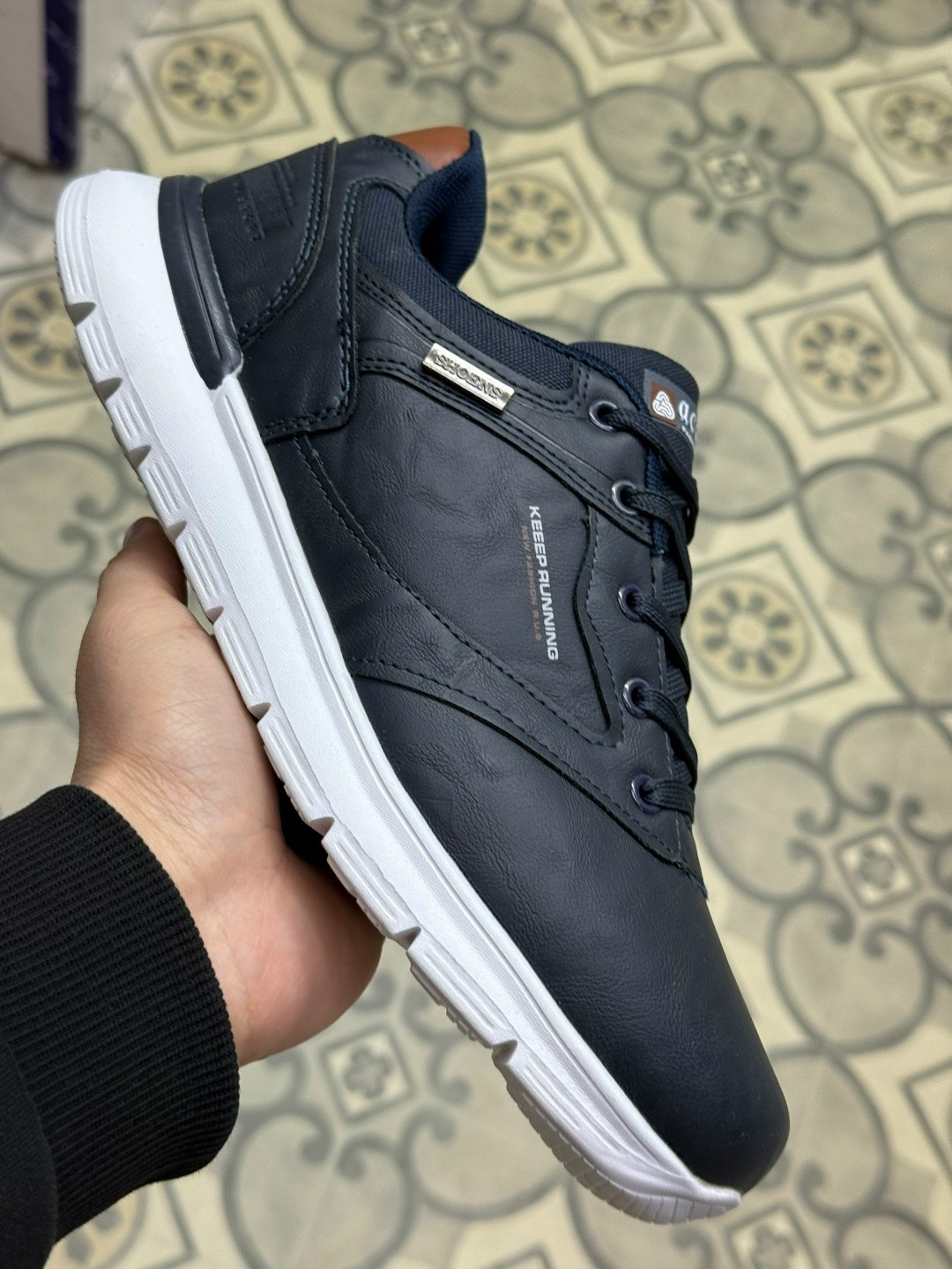 мужские кроссовки,кроссовка мужской,,кроссовки kajila,мужские кроссовки reebok