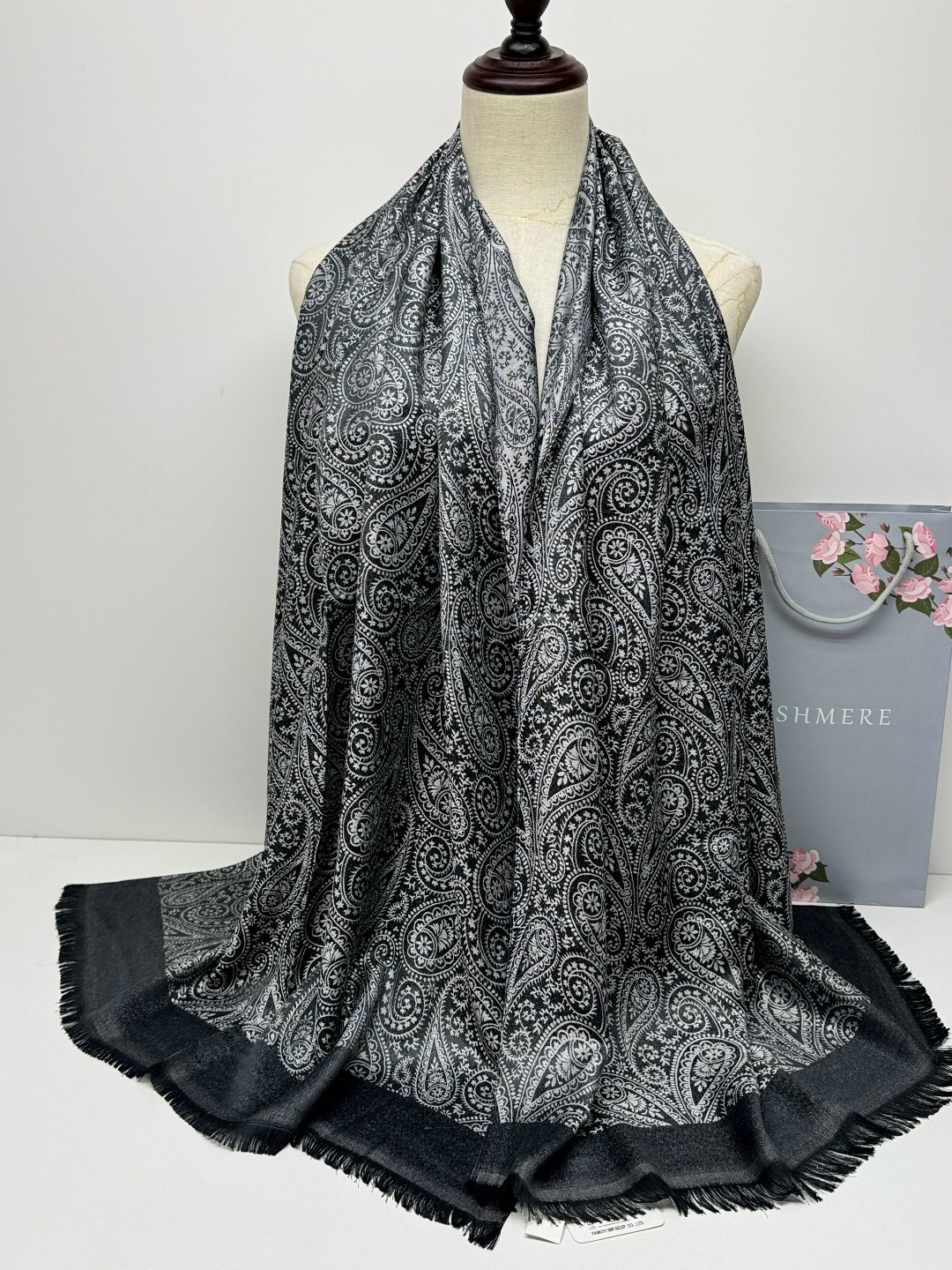 шарф женские,шарфы для женщин,шарфы и палантины,шарф шарфы,шарф с узором