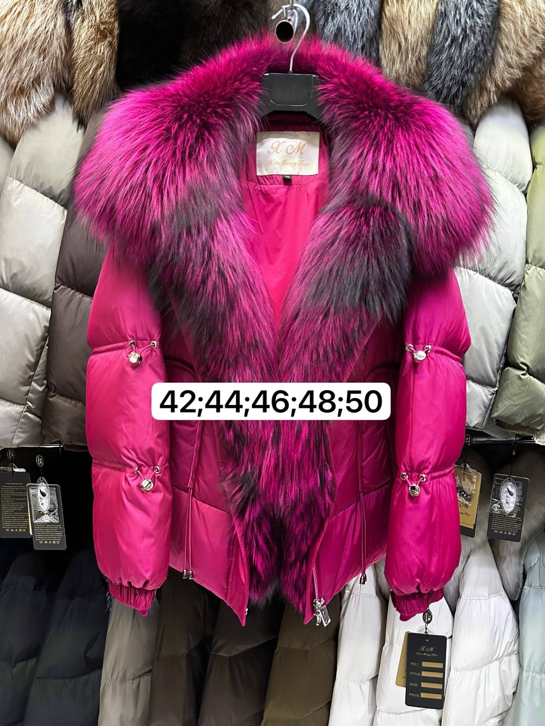 зимние куртки с натуральными мехами,пуховик с натуральным мехом,пуховик женский с натуральным мехом,женские пуховики,пуховик с мехом