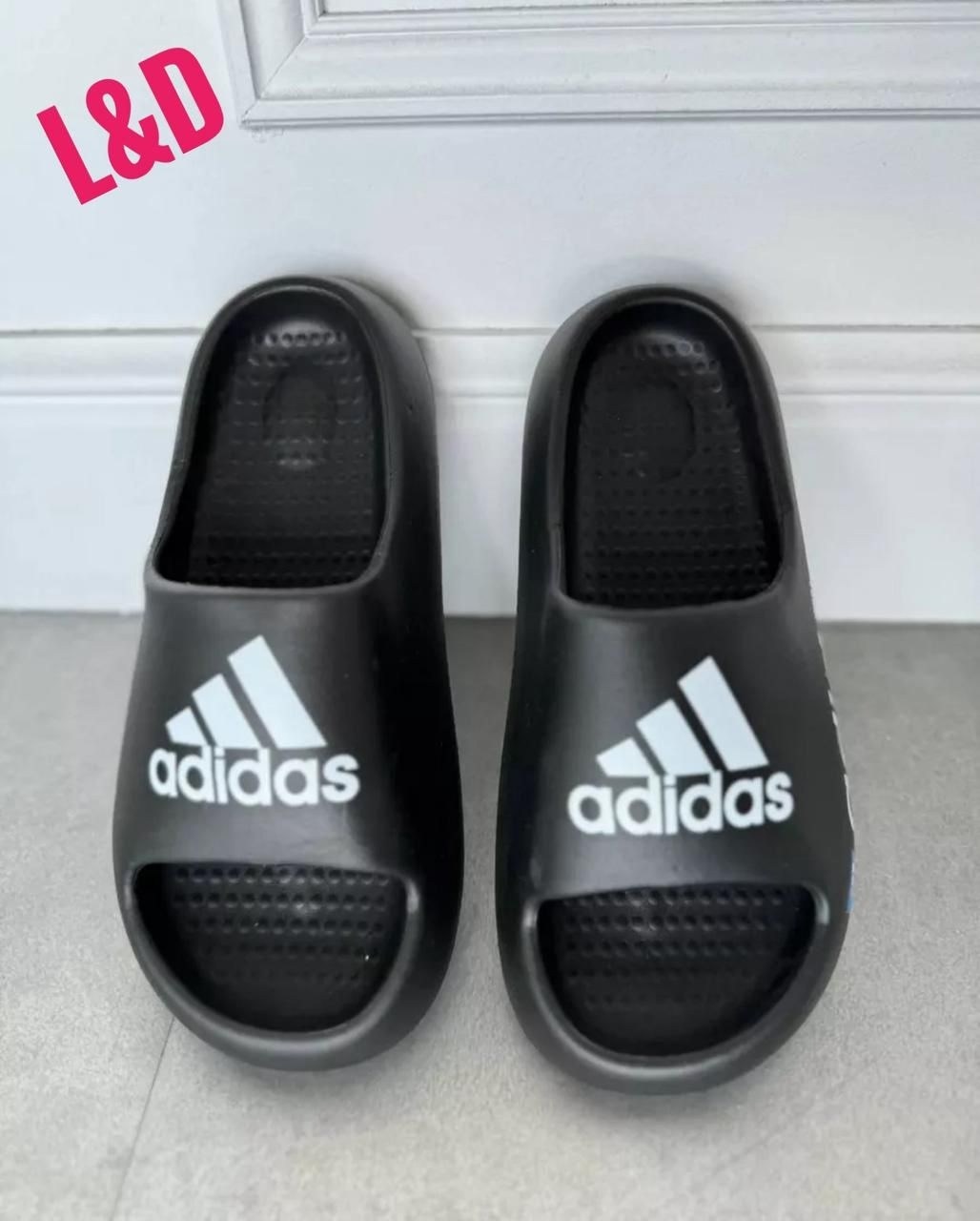 шлепанцы adidas,шлепки adidas,сланцы adidas,мужские тапочки,шлепки адидас