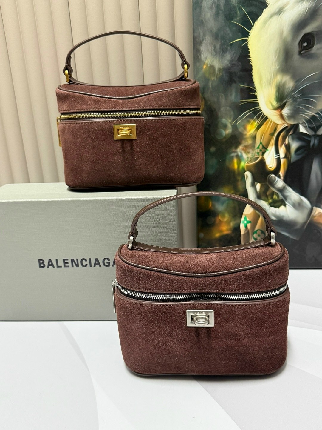 роскошная сумка из замши balenciaga rodeo,женская замшевая сумка balenciaga коричневая 35х23,сумка balenciaga,сумка женская balenciaga,замшевая сумка