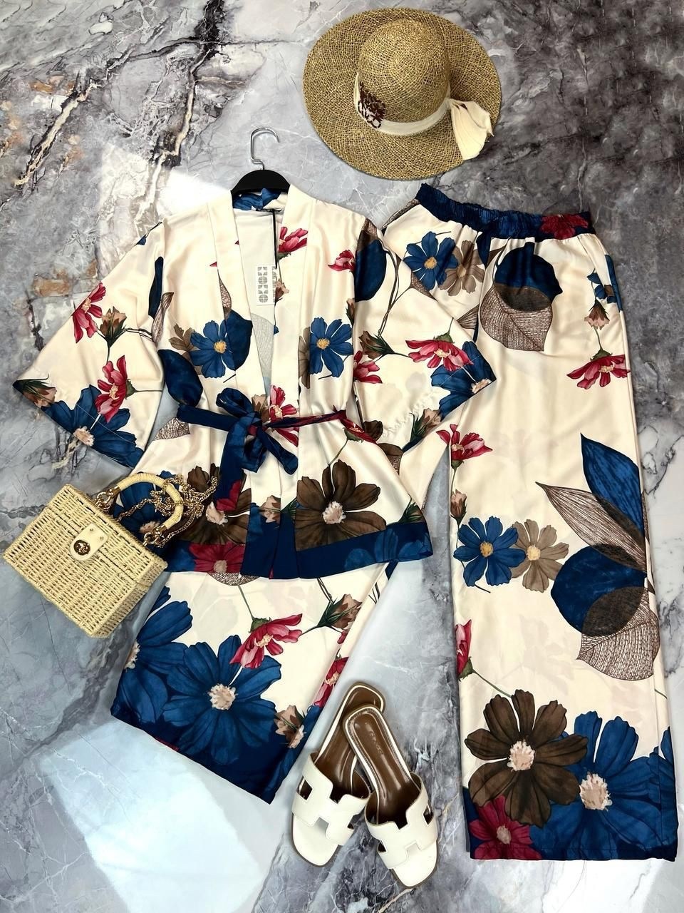 рудковская яна александровна,елена перминова на мальдивах,елена летучая,яна рудковская на мальдивах,стильные костюмы