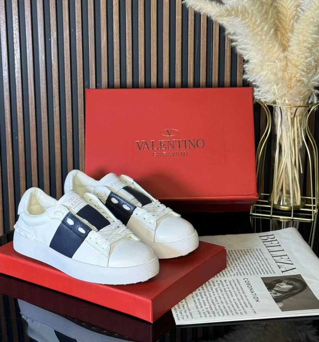 кроссовки valentino,женские кроссовки valentino,кеды valentino garavani женские оригинал,кеды valentino женские,кеды valentino garavani