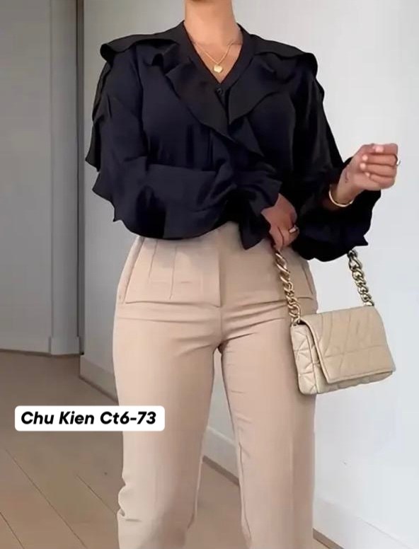 женская блузка с v-образным вырезом и оборками,женская рубашка с v-образным вырезом и рюшами,блузка с рюшками,блузка с оборками,элегантная блузка