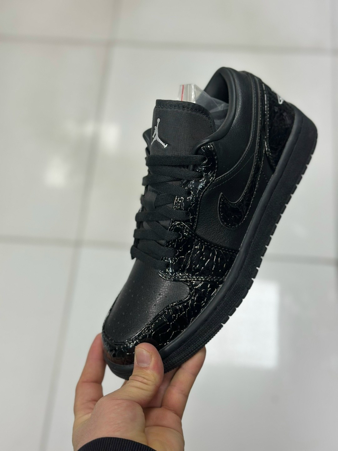 nike air jordan 1 low travis scott fragment,nike air jordan 1 low travis scott,nike air jordan 1 low travis scott x fragment,air jordan 1 low travis scott,nike x travis scott air jordan 1 low