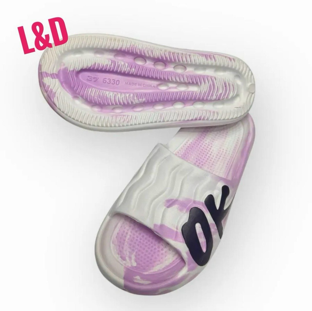 модные тапочки,шлепки изики женские,женские тапочки,шлепанцы женские,летние тапочки