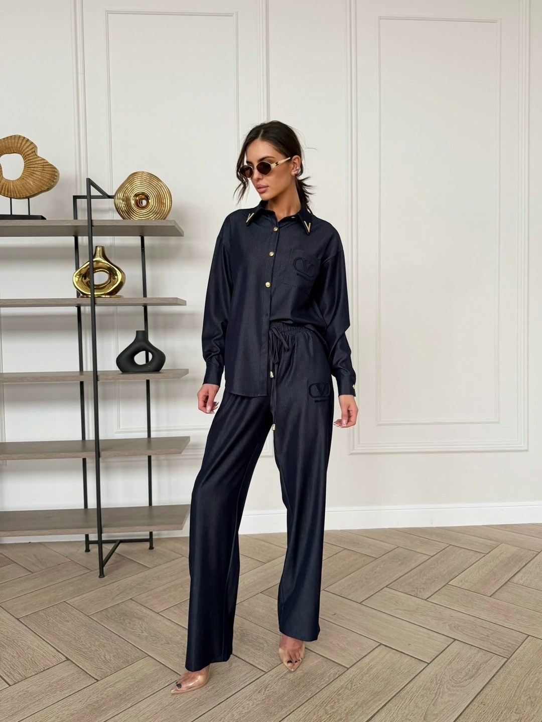 брюки свободного кроя allsaints charli коричневый какао,костюм брючный шёлк "шоколад",костюм брючный атласный оверсайз с рубашкой двойка marusia siberia,шелковый костюм,женский костюм