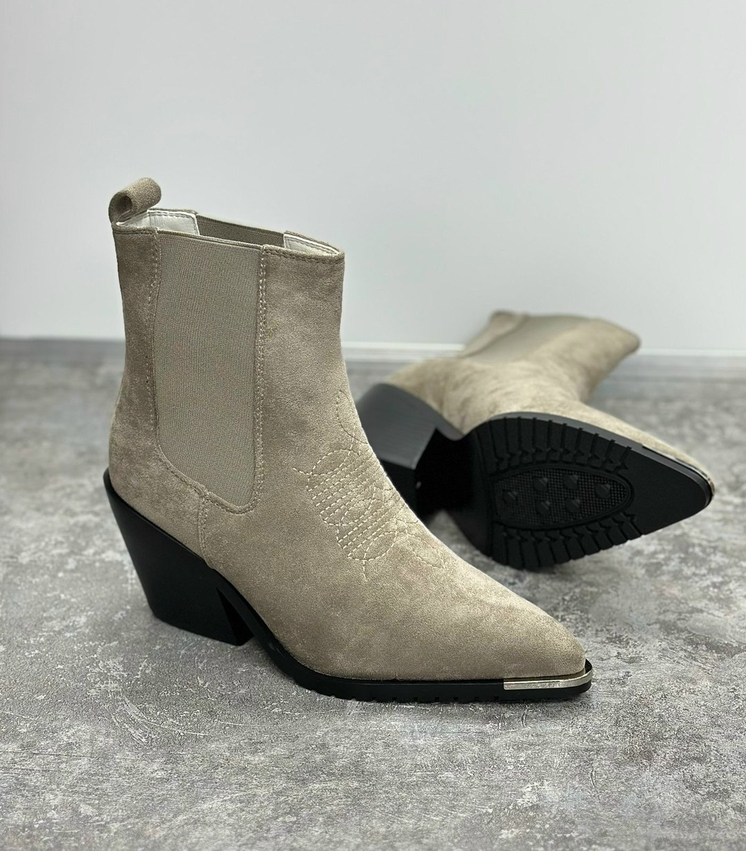 ,замшевые ботильоны,ботильоны казаки,ботильоны женские,ботильоны