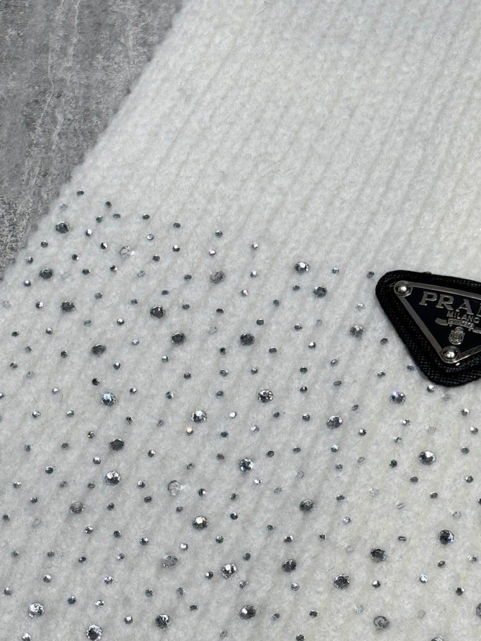 шарф chanel,зимний кашемировый шарф 2026 в стиле chanel,шапка chanel,зимний кашемировый шарф в стиле chanel,шарф chanel шапка перчатки