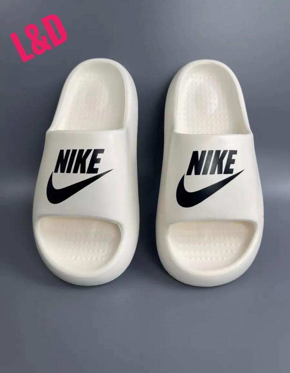 шлепанцы adidas,шлепки adidas,сланцы adidas,мужские тапочки,шлепки адидас