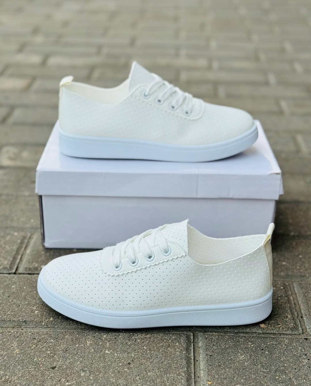 ,кеды женски,женские кеды,кеды саламандер женские с перфорацией,кеды белые