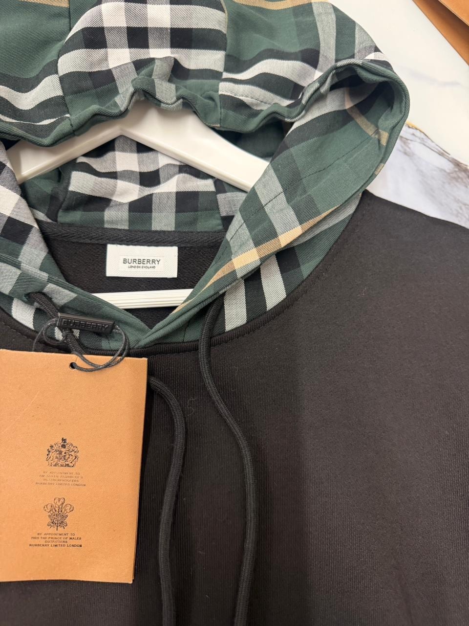 худи в клетку vintage check burberry черный,худи burberry,худи с клетчатым капюшоном burberry черный,burberry hoodie,толстовка burberry