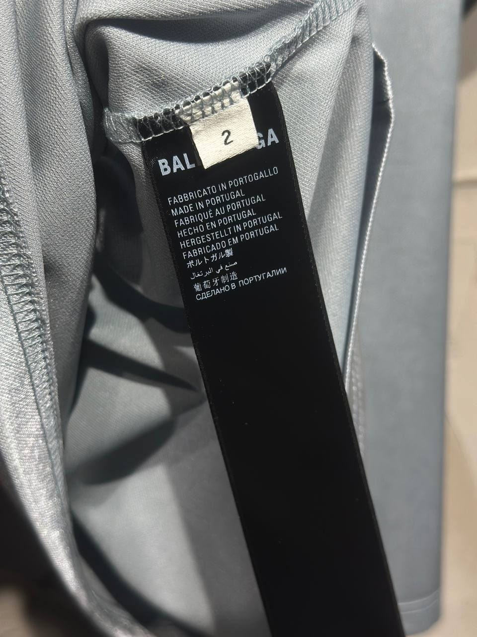 футболка balenciaga,футбольная форма,футбольная одежда,футболка balenciaga серая,баленсиага футболка