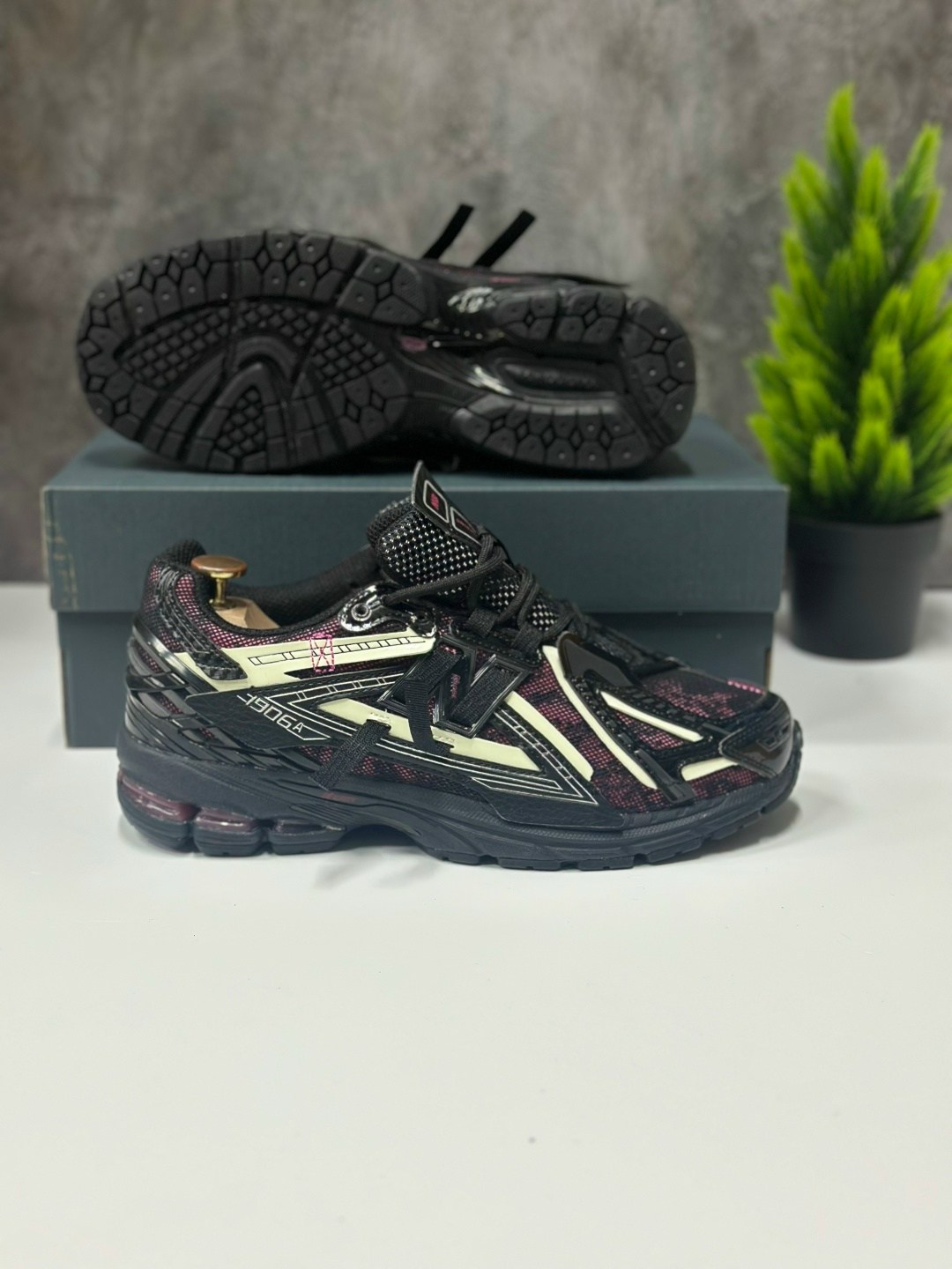 кроссовки new balance 1906a,,кроссовки new balance 1906a 'black dragon berry',кроссовки,кроссовки new balance 1906 ag