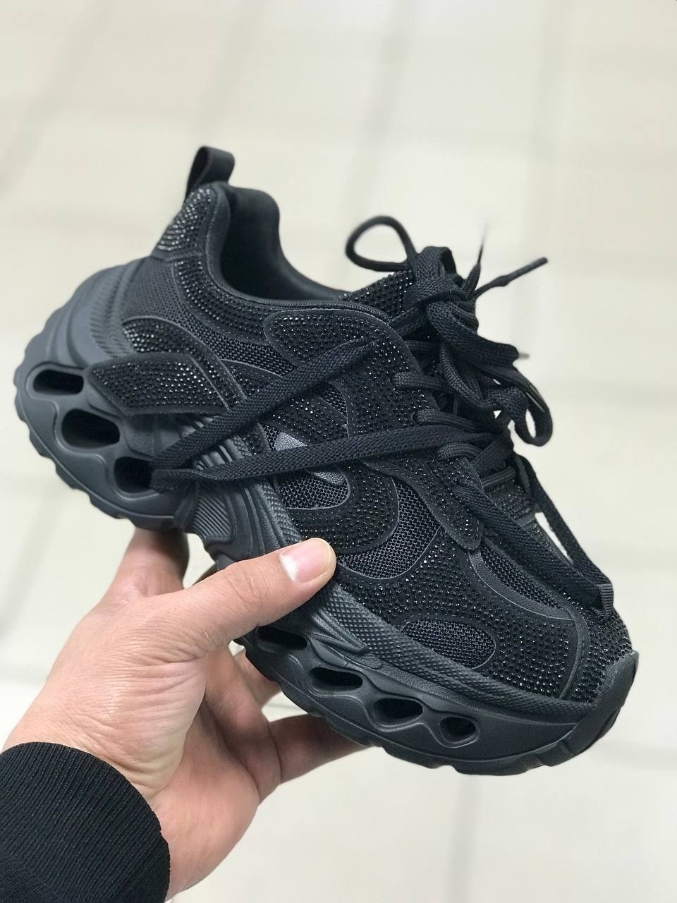 кроссовки,кроссовки женские,массивные кроссовки,повседневные кроссовки,кроссовки модные