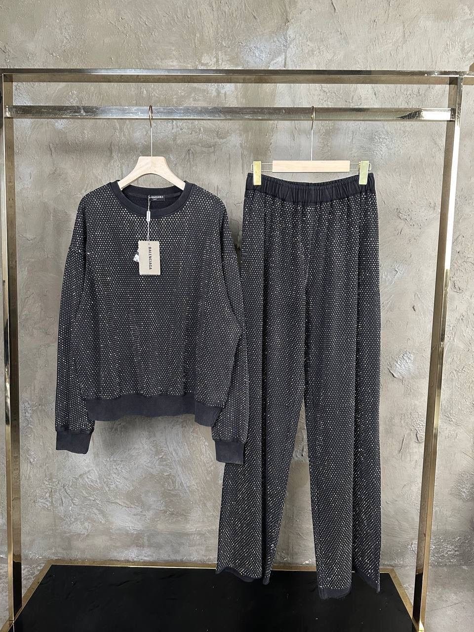 трикотажные костюмы,женский вязаный костюм,костюм с пайетками,вязаные костюмы,женский трикотажный костюм