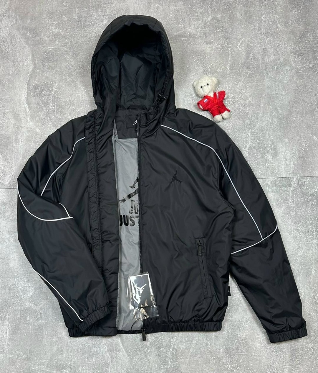 куртка jordan,ветровка jordan,легкая куртка,куртка найк аир джордан,куртка
