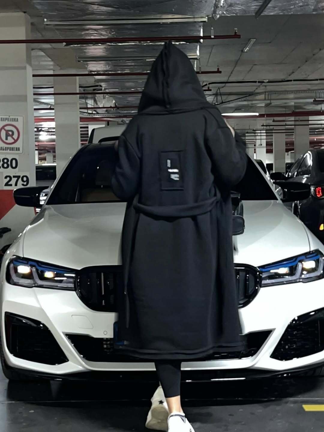 женская шуба,женское длинное пальто с капюшоном черное,женское пальто,пальто с капюшоном длинное,меховое пальто