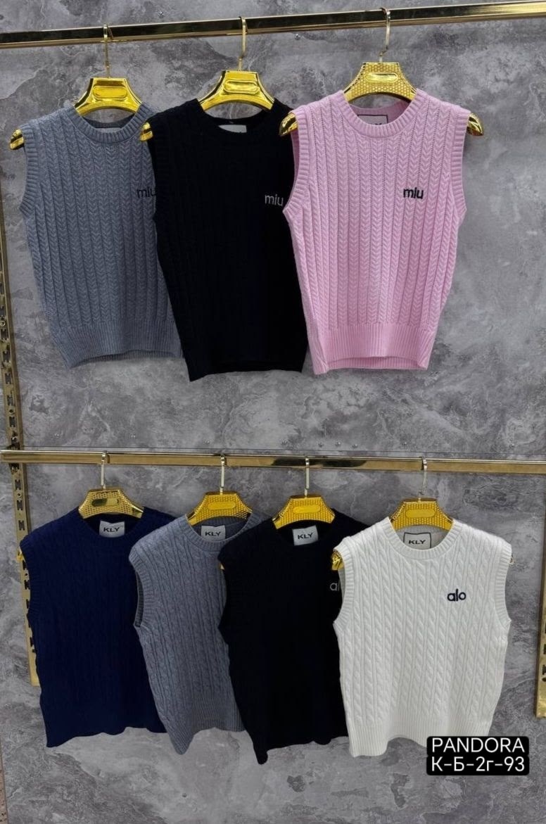 модели женщины,женщина,женские свитера,женские топы