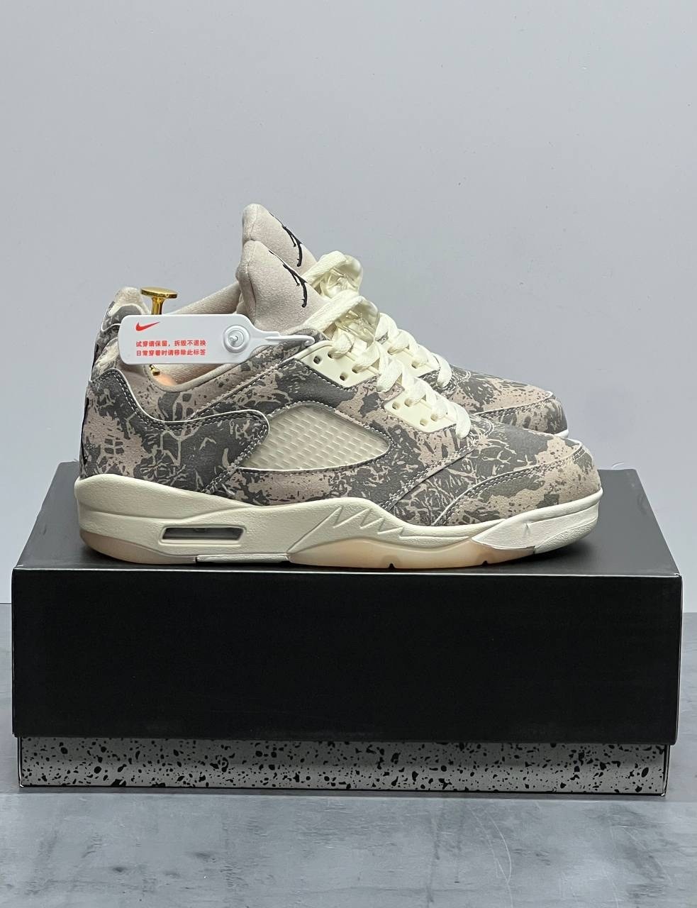 nike air jordan 5 retro low expression,кроссовки air jordan 5 nike,кроссовки nike air jordan 5 retro low,кроссовки для мужчин,кроссовки nike air jordan 5 retro