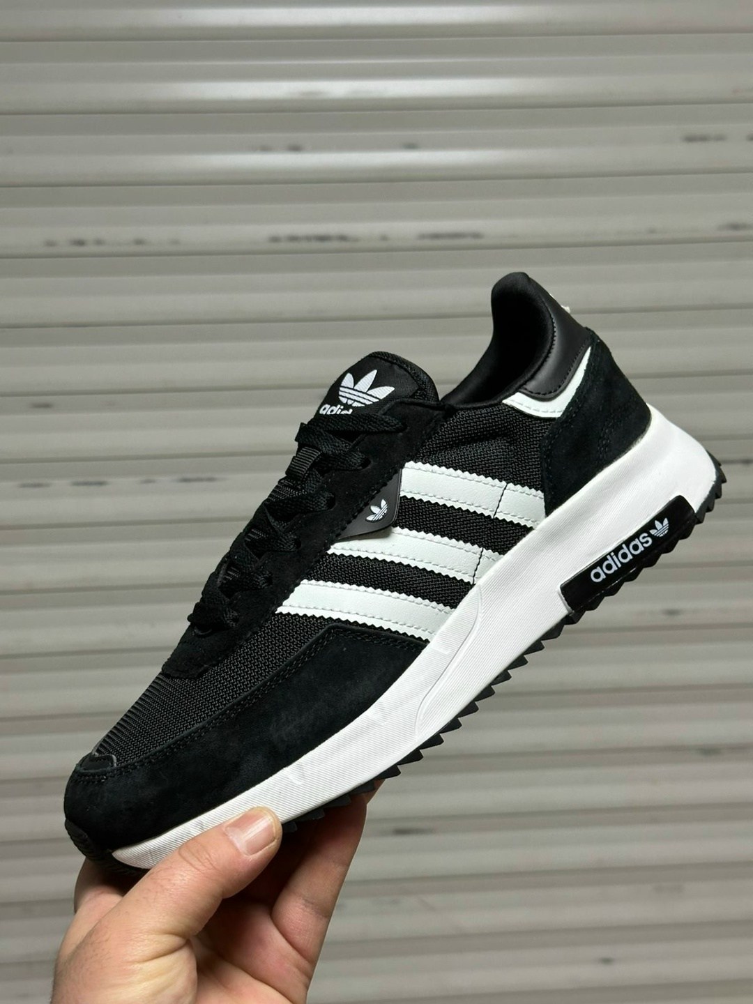 мужские кроссовки adidas,кроссовки adidas,кроссовки adidas retropy,кроссовки,кроссовки мужские адидас