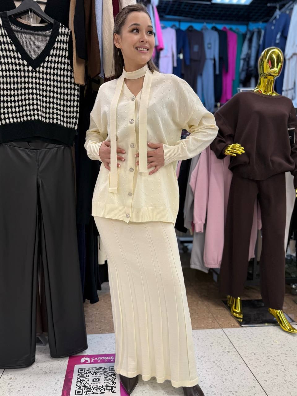 костюм двойка юбка и кардиган one size galore,костюм с юбкой и кардиганом galore original,женский костюм с юбкой,костюм с юбкой и кардиганом galore original цвет слоновая кость,костюм с юбкой и кардиг