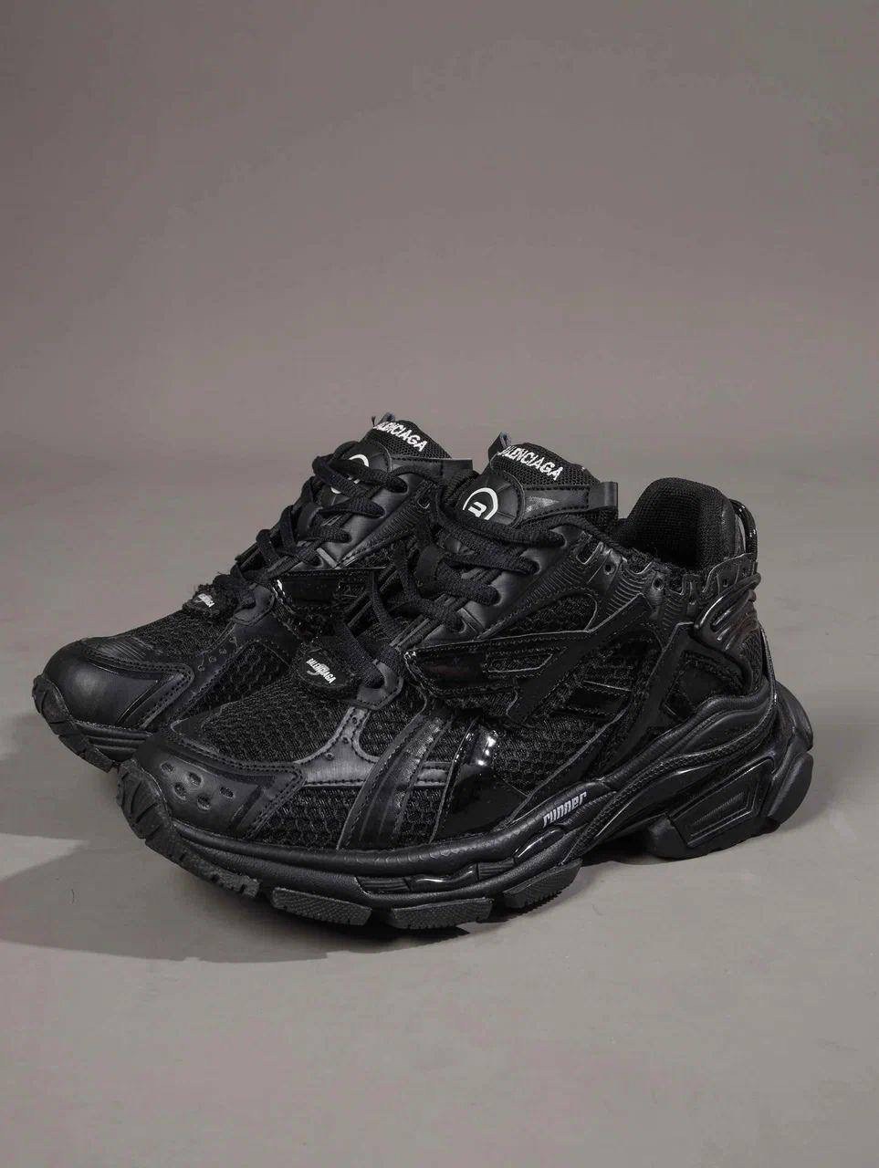 кроссовки balenciaga runner,женские кроссовки balenciaga,кроссовки balenciaga,кроссовки balenciaga wmns runner sneaker white,кроссовки баленсиага runner