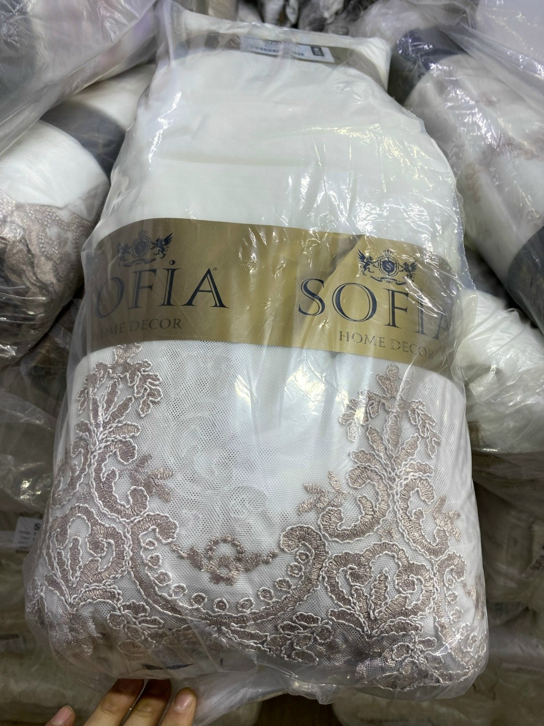 покрывала,постельное белье с кружевом,покрывало,тюль с вышивкой,тюль гардинный, пр-во турция arya home,