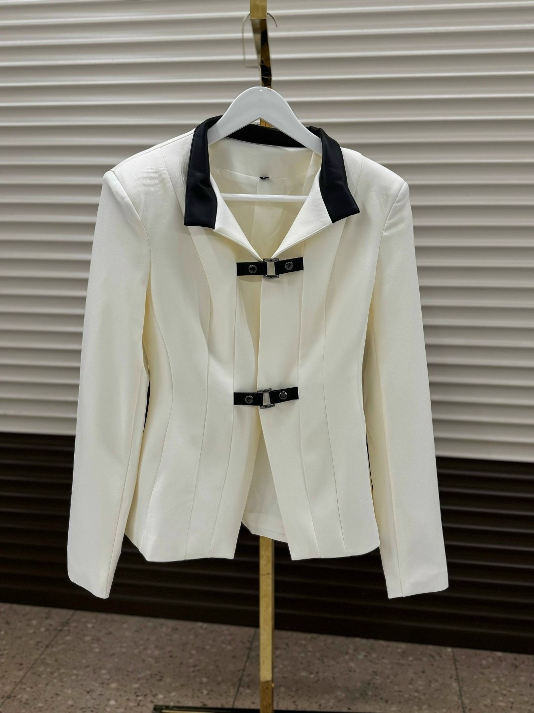 жакет,жакет и пиджак,пиджак,жакет женский,приталенный жакет