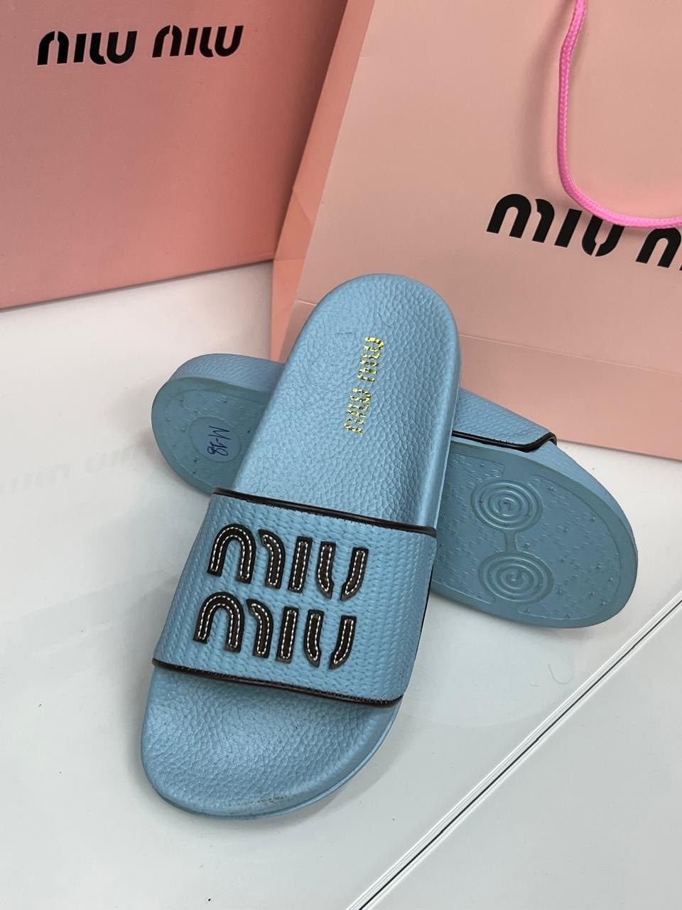 шлепанцы гермес женские,шлепки фенди,шлепки hermes женские,шлепанцы hermes,шлепки гермес женские 2026