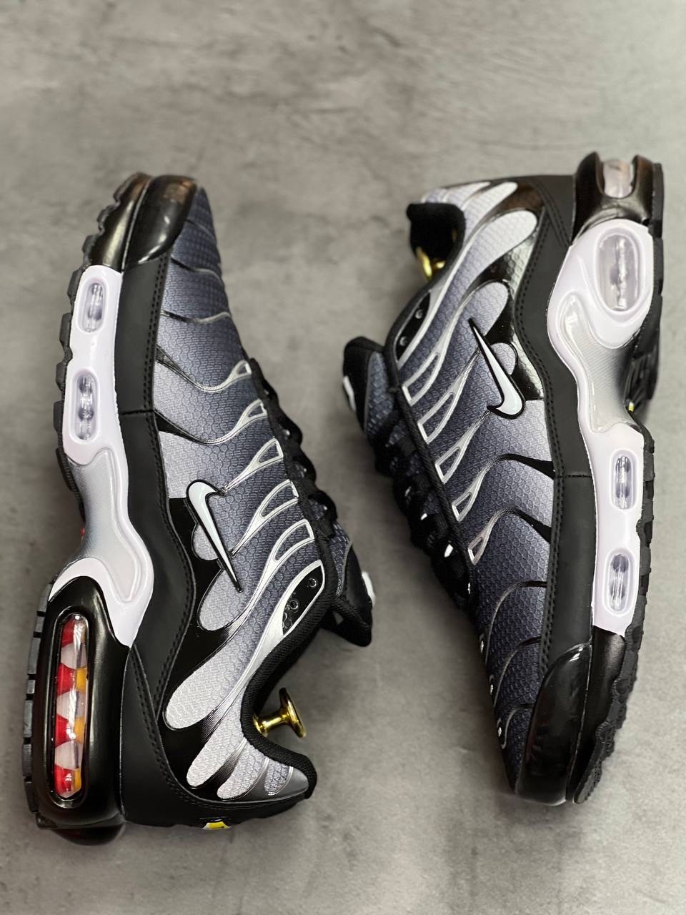 кроссовки мужские nike air max tn plus,кроссовки nike air max tn plus,nike air max tn plus,кроссовки nike air max tn,