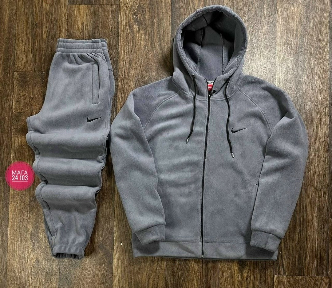 мужской спортивный костюм nike зимний на флиске теплый,флисовый костюм nike,мужской теплый спортивный костюм nike,nike спортивный костюм флис,спортивный костюм nike теплый